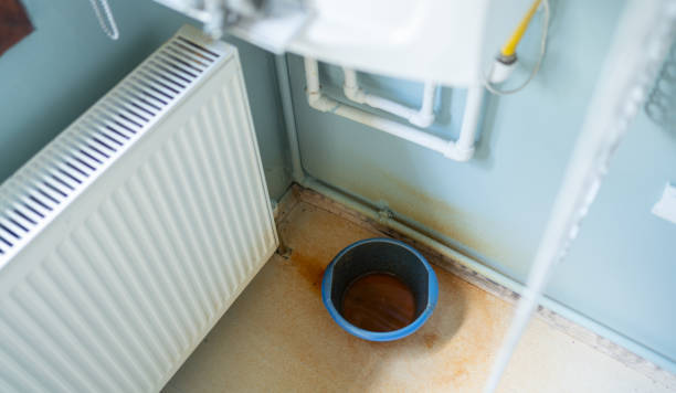 Best 24/7 water damage repair  in Ahtanum, WA